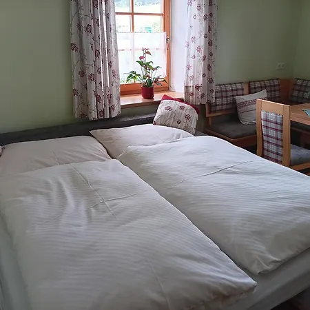 Biohof Fötschl Apartment *